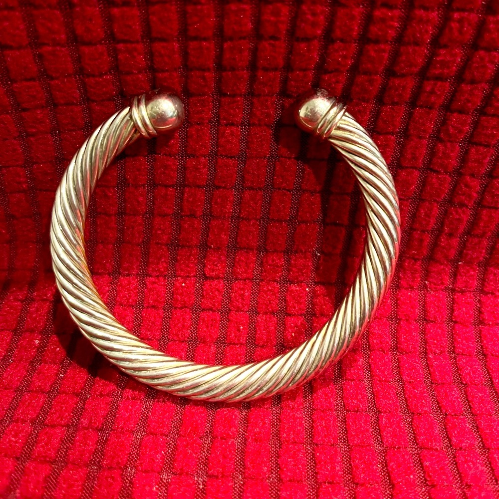 Sterling silver bangle bracelet